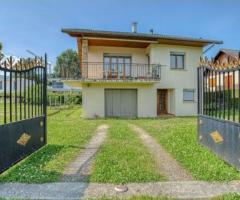 Maison 4 pièce(s) 160 m2. Idéalement située en bout d'impasse dans le secteur recherché